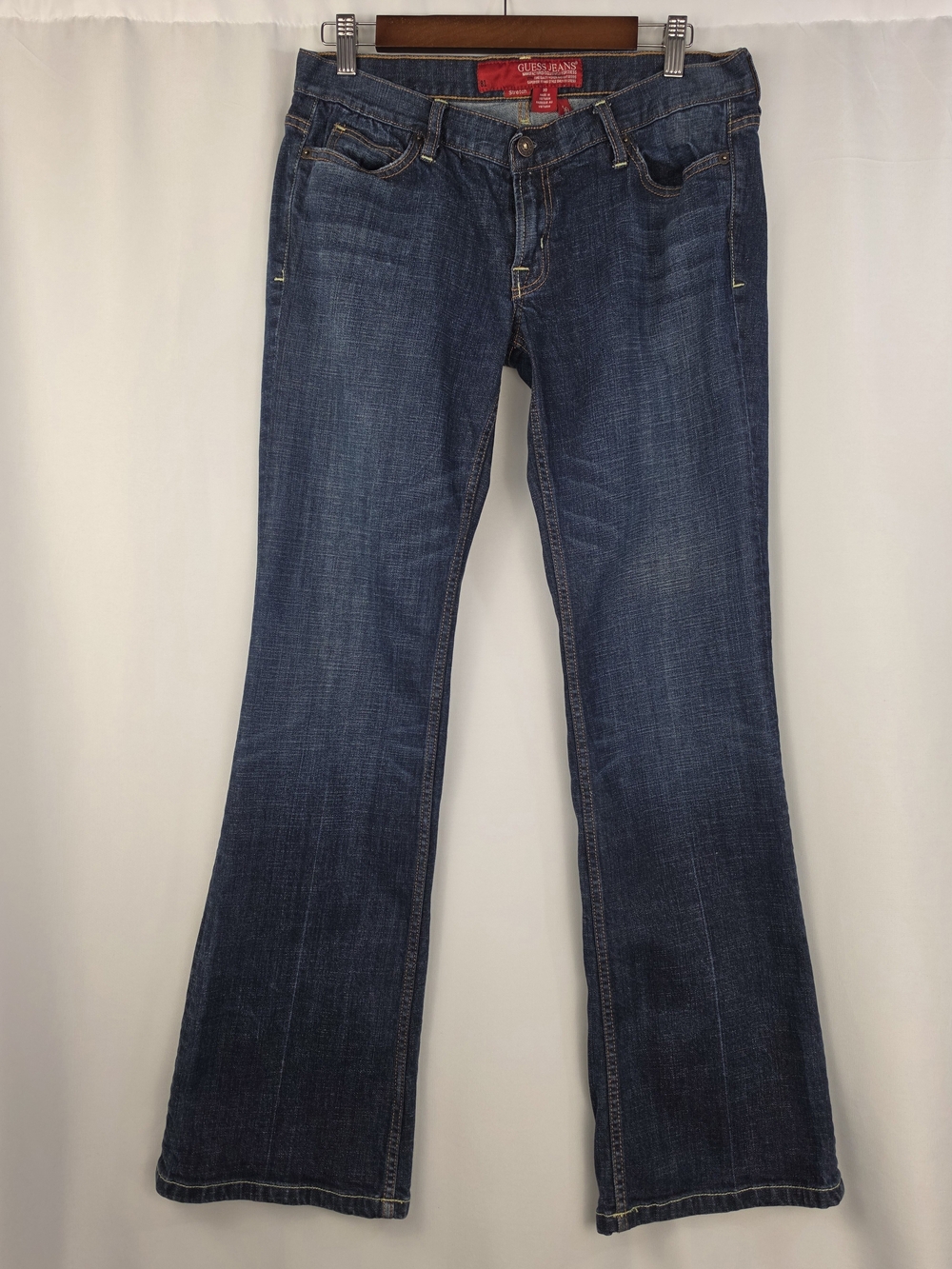GUESS Jeans 81 Vintage Y2K Dark Wash Flare Jeans Size 30 Stretch